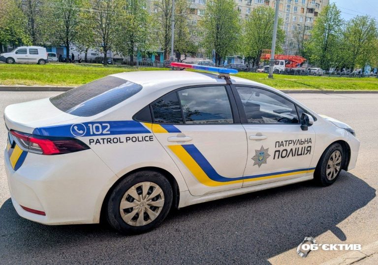 Під Харковом нетверезий водій, тікаючи від поліції, влетів у дерево і загинув
