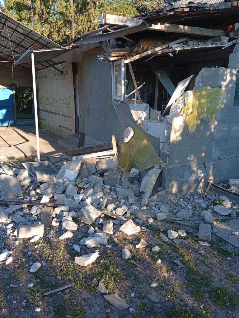 Авіаудар на Харківщині пошкодив понад 15 житлових будинків