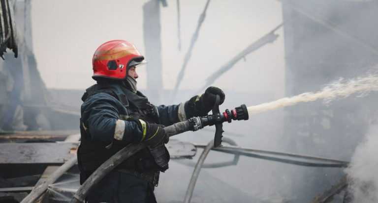 ДСНС оприлюднила наслідки удару безпілотників по Харкову