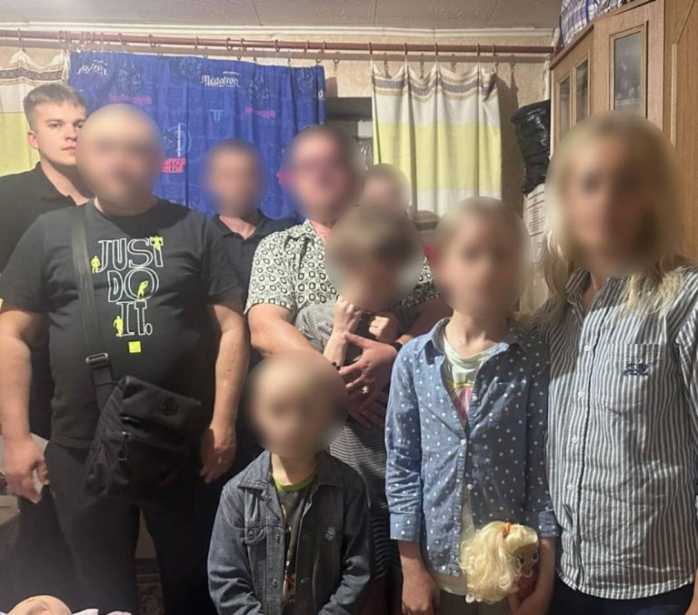 У Харкові поліція перевіряє відеозапис, який нібито фіксує побиття дитини