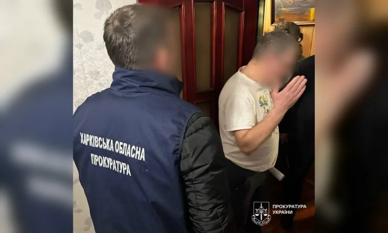 У Харкові судитимуть колишнього поліцейського, який за 3000 доларів вирішував питання в ТЦК