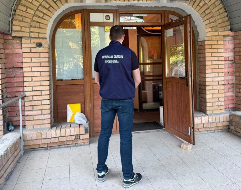 У Харкові трьох посадовців КП підозрюють у схемі відкатів майже на 200 тисяч гривень