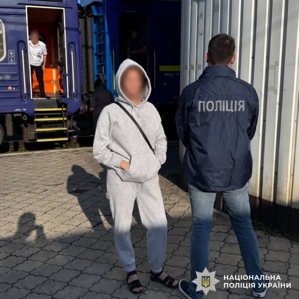 Харків'янку підозрюють у сутенерстві