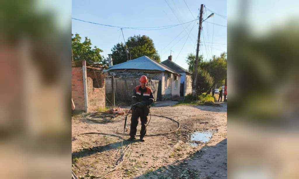 Ремонт електропроводки після обстрілу