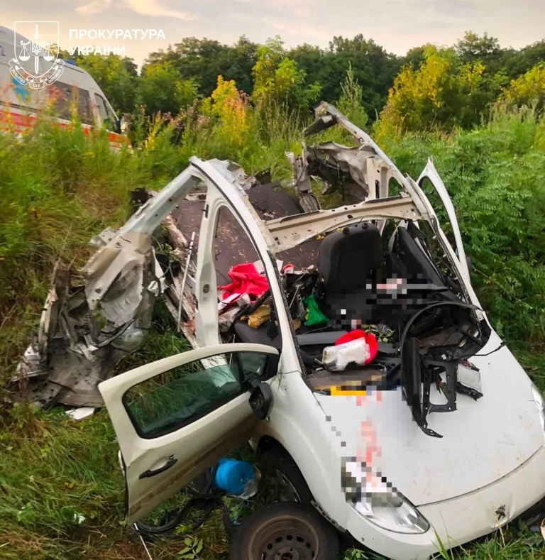 Удар БпЛА по цивільному автомобілю на Харківщині забрав життя чоловіка