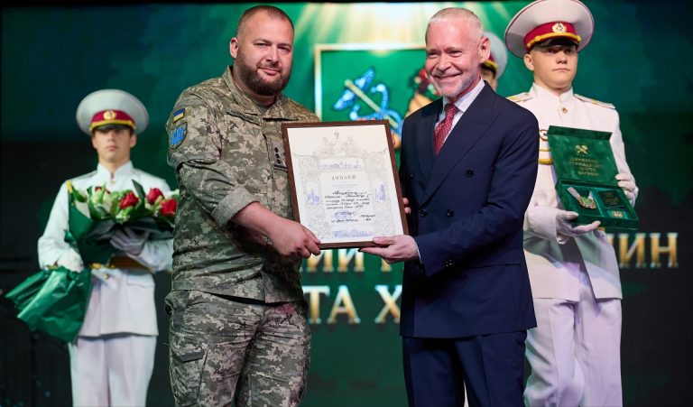 Ігор Терехов нагородив нових почесних харків’ян (фото)