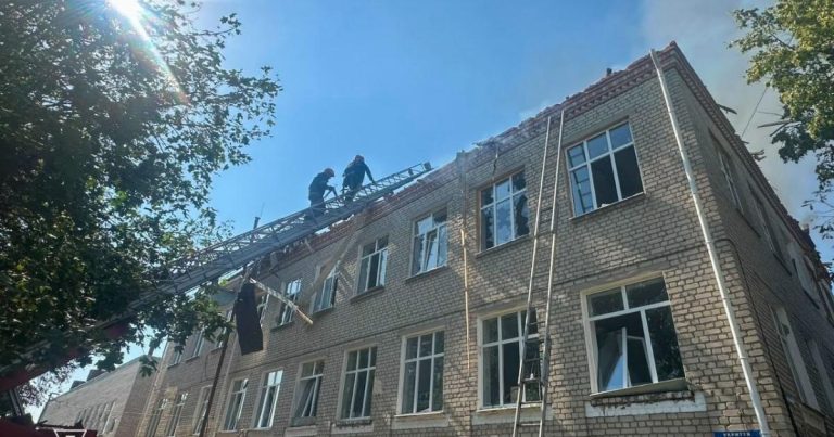На Харківщині під час обстрілу міста постраждали шестеро людей
