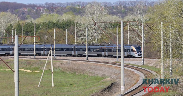 Через загрозу обстрілів відкладено відправлення потягів із Харкова