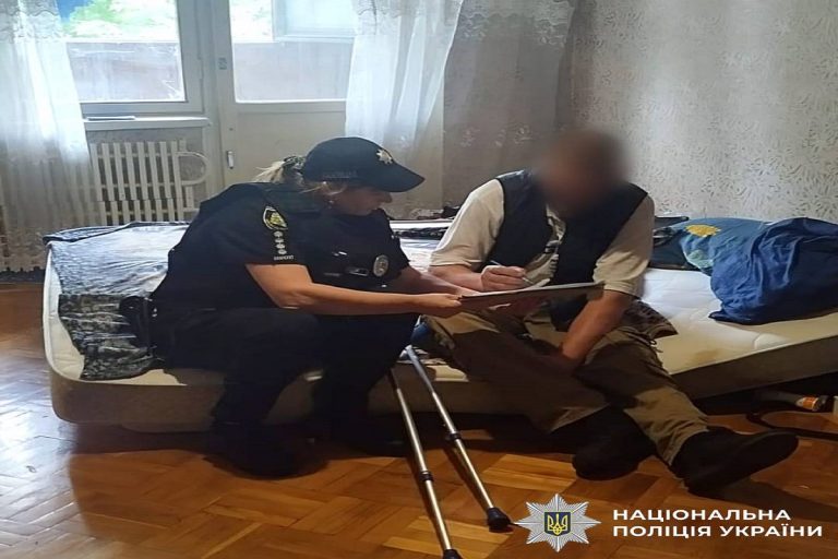 У Харківській області чоловіка підозрюють у знущанні над дружиною
