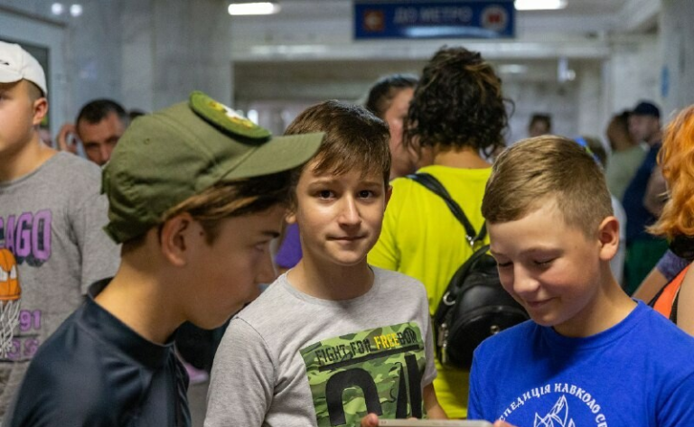 У Харкові стартує виставка зінів дітей військовослужбовців під назвою «Бензин»