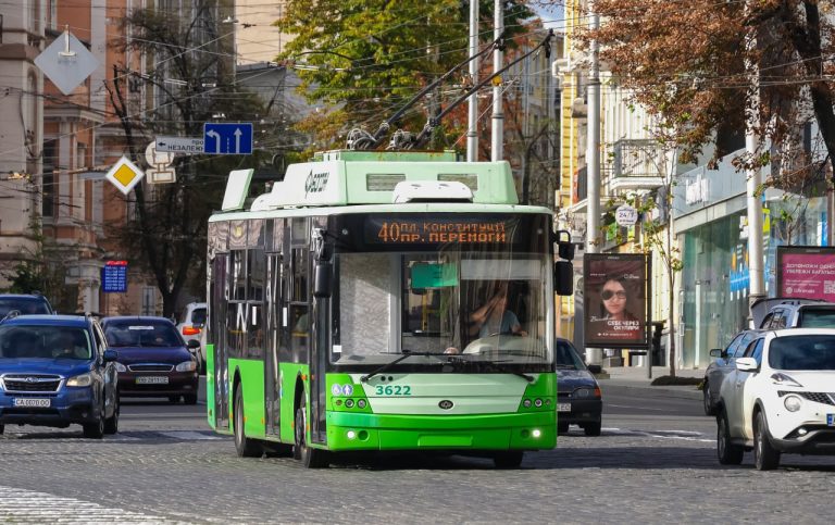 У Харкові на певний час два тролейбуси курсуватимуть за зміненими маршрутами