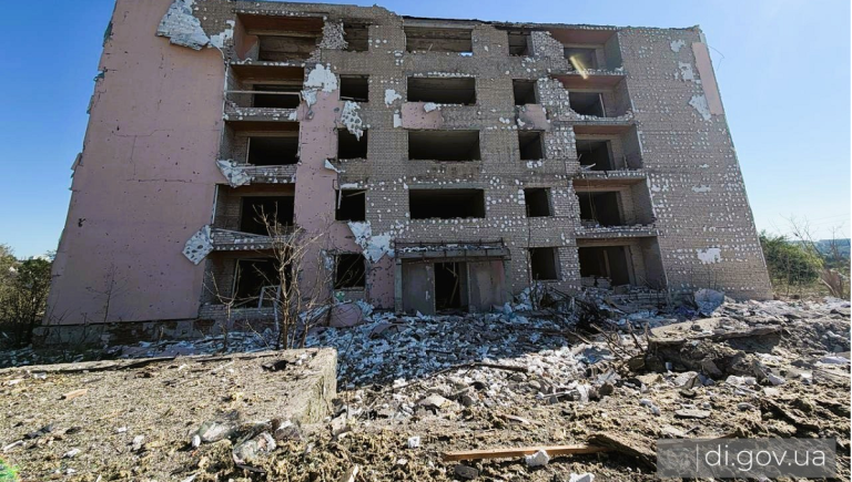 Вночі Дергачі піддалися масованій атаці російських безпілотників (фото)