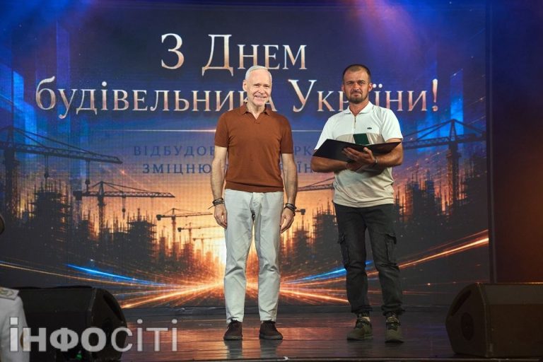 У Харкові сьогодні відбулися урочисті заходи напередодні Дня будівельника