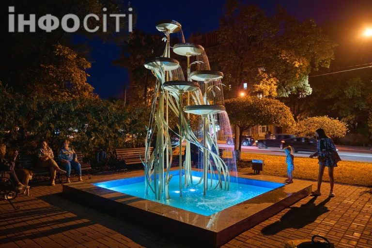 Нова вечірня атмосфера Харкова на відновлених локаціях