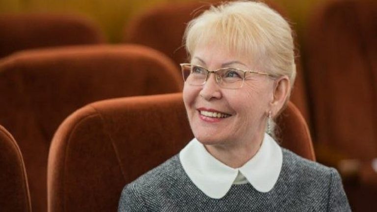 Тетяна Таукешева приймає вітання як почесна громадянка Харкова