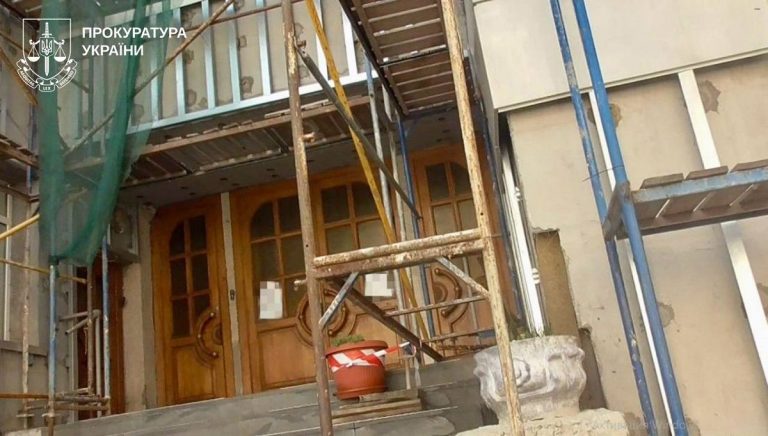 Через службову недбалість працівниці харківського наукового інституту завдано значних збитків