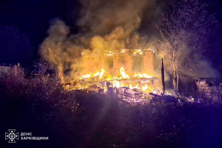 Реактивні БпЛА вразили Зміїв на Харківщині: внаслідок атаки загинула жінка