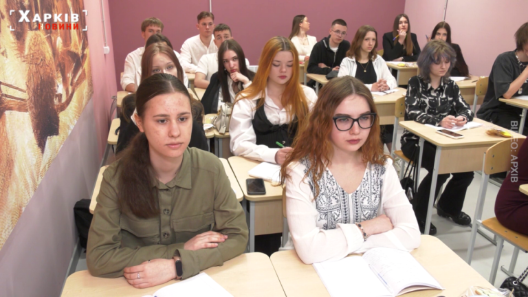 У Харкові стартує новий навчальний рік: безпечні локації, скорочення числа першачків та оновлення старшої школи