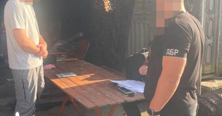 Військовослужбовець у Харківській області збував вибухівку «на пробу»