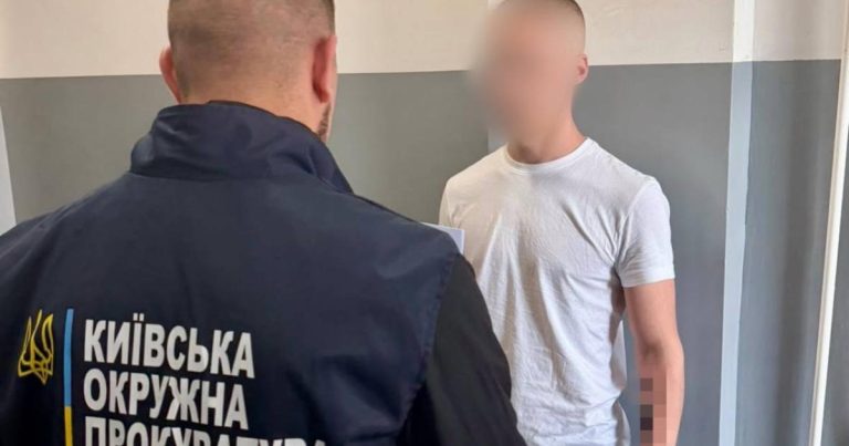 У Харкові затримали торгівця наркотиками після візиту на пошту