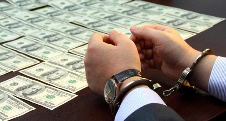 Як влаштована боротьба з корупцією в Україні: інституції та закони
