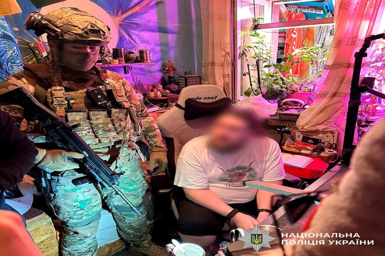 Харків’янину загрожує до 8 років ув’язнення за торгівлю наркотиками