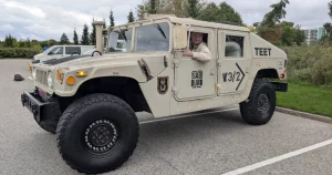 Польща затримала на кордоні Humvee, яке естонські волонтери везли для харківських військових