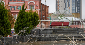 У центрі Харкова демонтували низку мистецьких інсталяцій