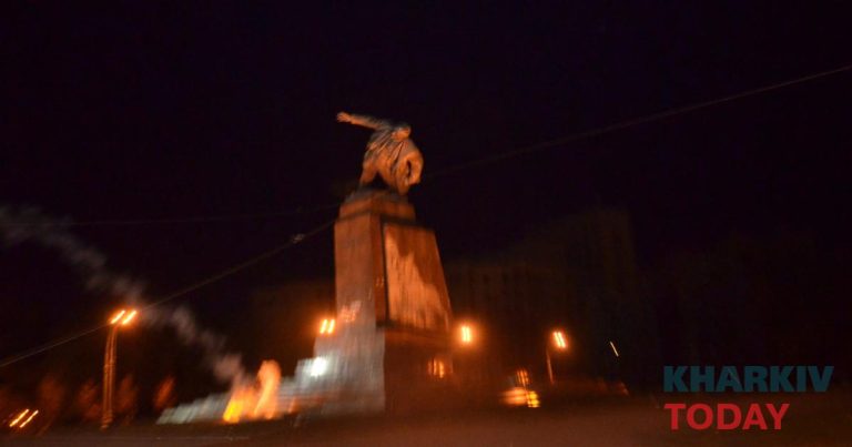 Як у Харкові повалили тирана