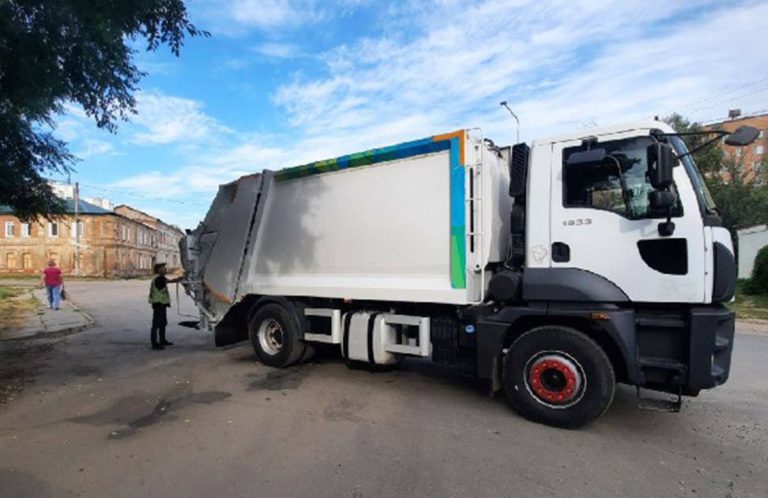 34 тисячі кубометрів відходів вивезли з Харкова за тиждень