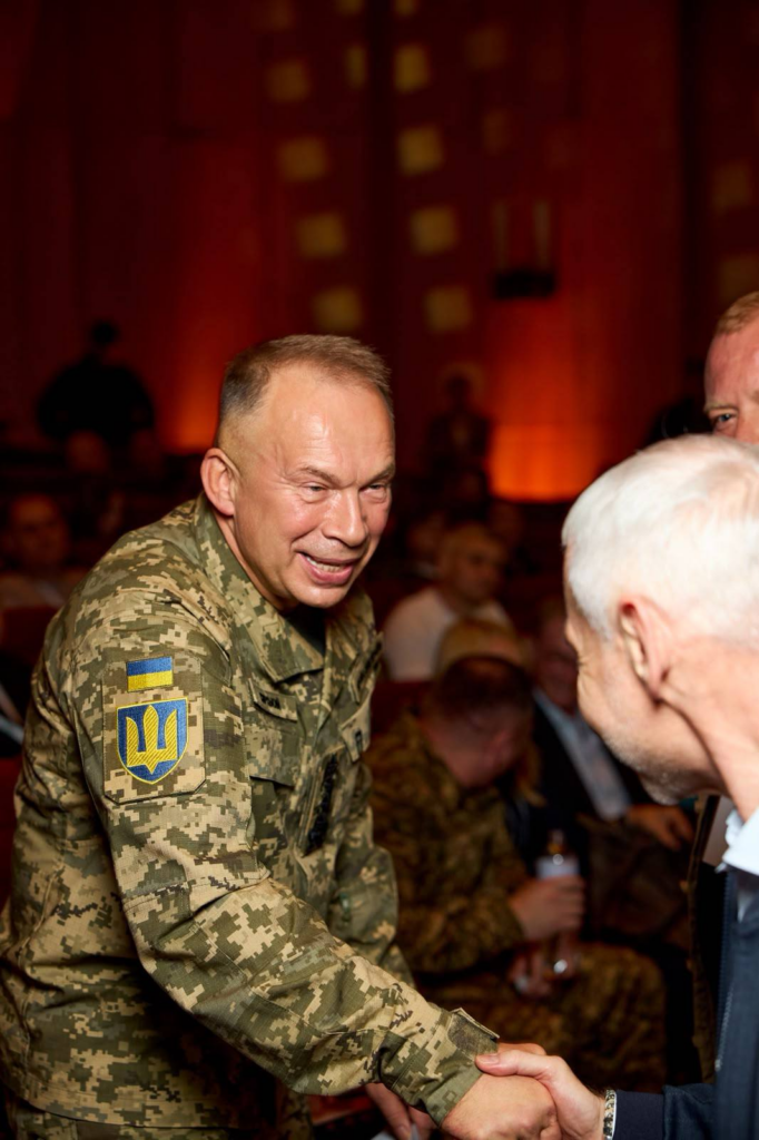 Учасники презентації та обговорення нарису