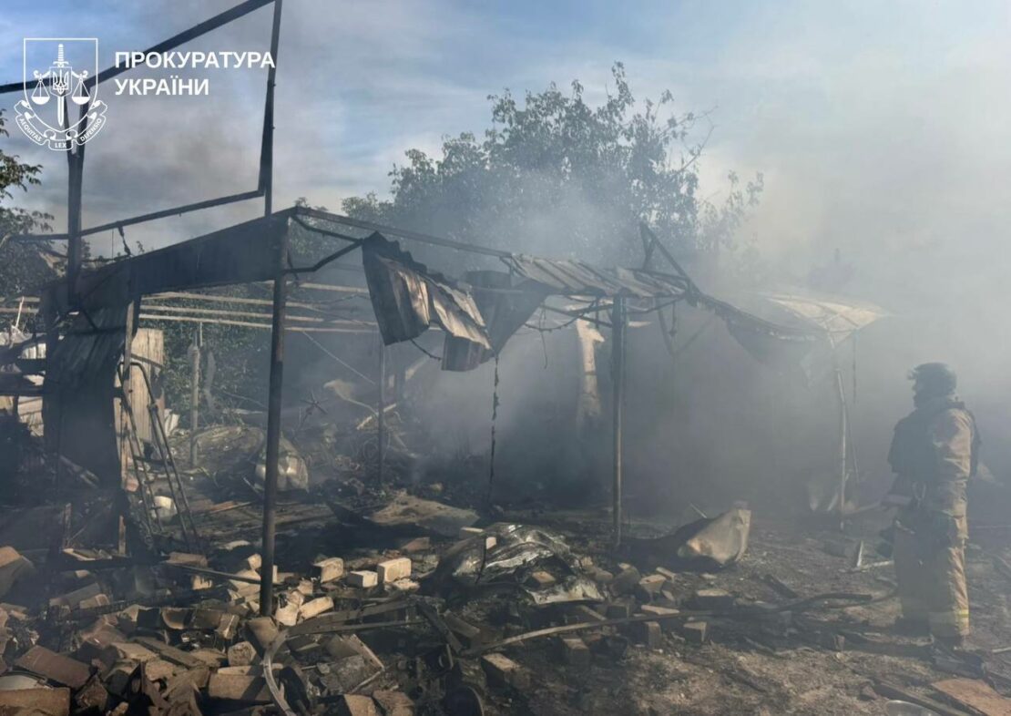 Росіяни двома ракетами вдарили по селищу Печеніги на Харківщині
