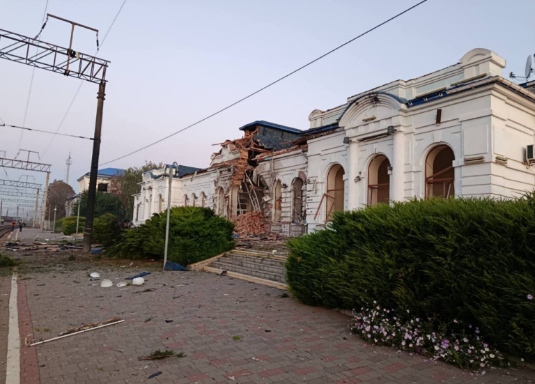 Вокзал у Берестині на Харківщині пошкоджено внаслідок російського удару