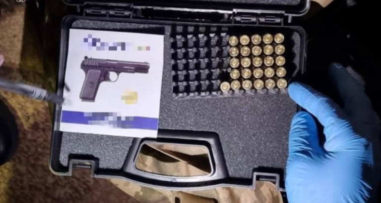 У Лозовій за стрілянину в під’їзді чоловік отримав сім років ув’язнення