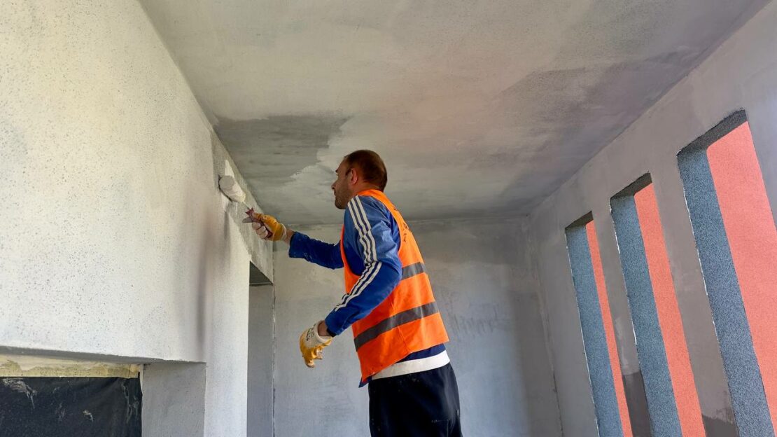 Відновлення вікон і під’їздів