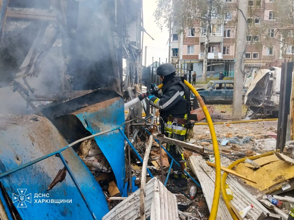 Наслідки обстрілу в Лозовій — фото 4
