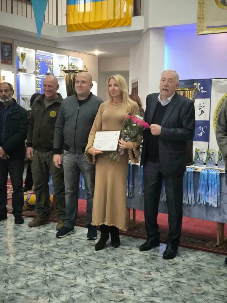 Пляжний волейбол: ігри та емоції