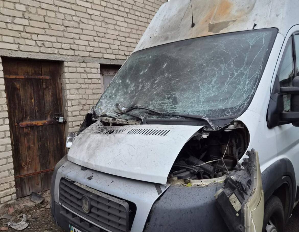 Автомобіль, який мав транспортувати тіло Ольги Крівогуб зі Золочева до Харкова, потрапив під атаку безпілотного апарата РФ