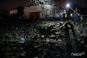 Фотофіксація: російські війська завдали удару по Новобаварському району Харкова — двоє людей загинули, четверо отримали поранення