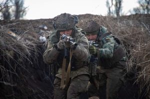 На Харківському напрямку українські підрозділи відбили 25 наступів російських загарбників упродовж доби