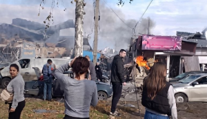Окупант обстріляв торговельну площу у Лозовій, зафіксовано померлих і поранених