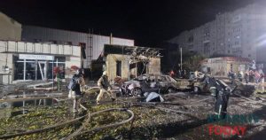Російський ракетний удар по мінімаркету в передмісті Харкова забрав життя трьох людей