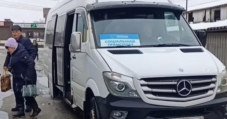 У Харківській області відновлюють роботу соціального автобуса