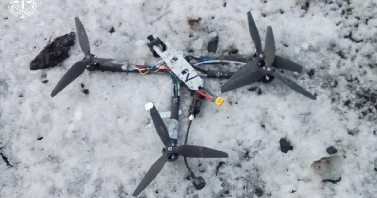 У Харкові російський безпілотник пошкодив 16-поверховий житловий будинок