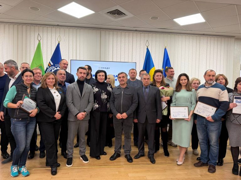 У Харкові відзначили працівників вищого навчального закладу автодорожнього профілю