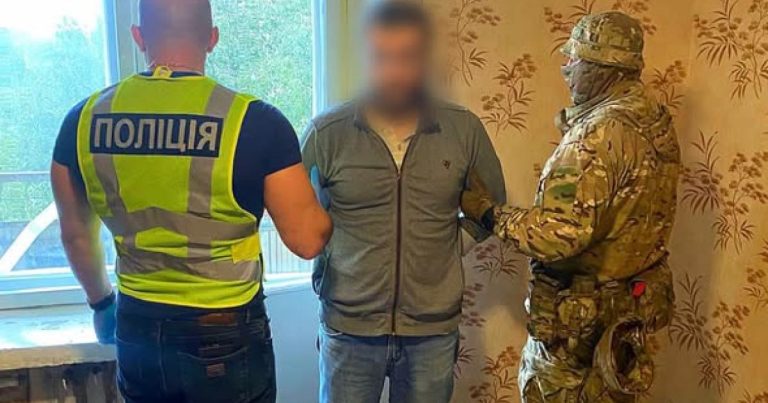 У Харкові затримали чоловіка, який завдав смертельного ножового удару в серце військовому ТЦК