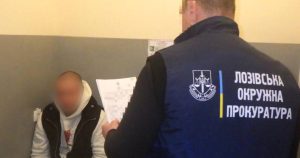 У Лозовій чоловік пообіцяв за 18 тисяч доларів вивезти військовослужбовця за кордон