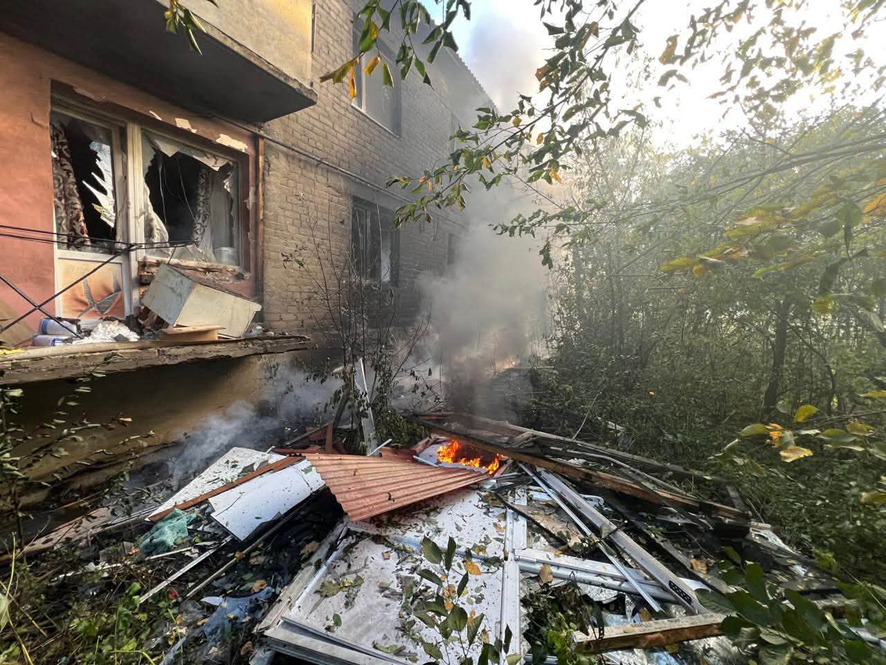 У Шевченковому на Харківщині троє поранених внаслідок удару ракетного БПЛА