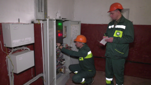 Висотні житлові будинки Харкова обстежують на предмет справності підйомних пристроїв, щоб уникнути простоїв і поломок