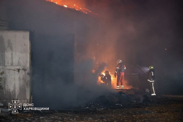 Збитки в Харкові після запуску російських ракет пізнього вечора 29 жовтня
